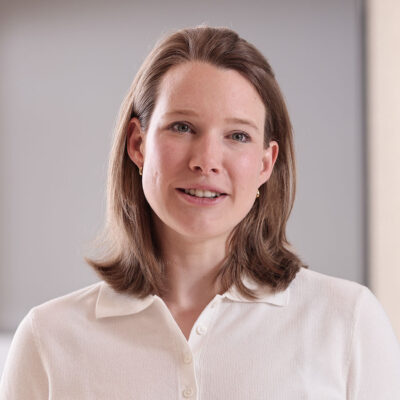 Dr. med Louisa Sarica, Fachärztin für Plastische und Ästhetische Chirurgie, Plastmed Düsseldorf